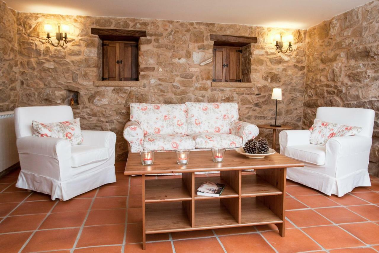 Villa Casal Frias Barreira  Esterno foto